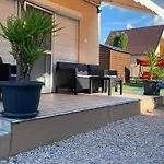 Pipacs Vendeghaz Apartament