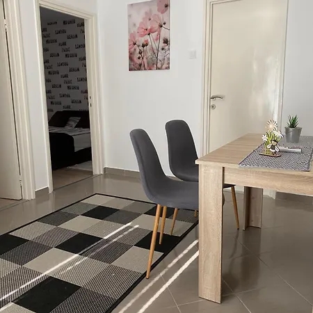 Pipacs Vendeghaz Lägenhet Harkány